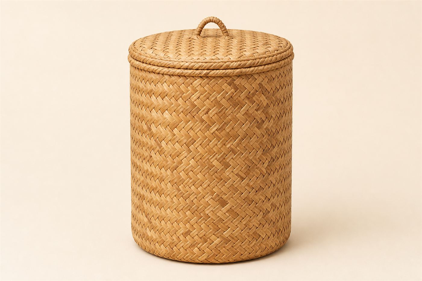 Tall lidded banana-fiber hamper basket
